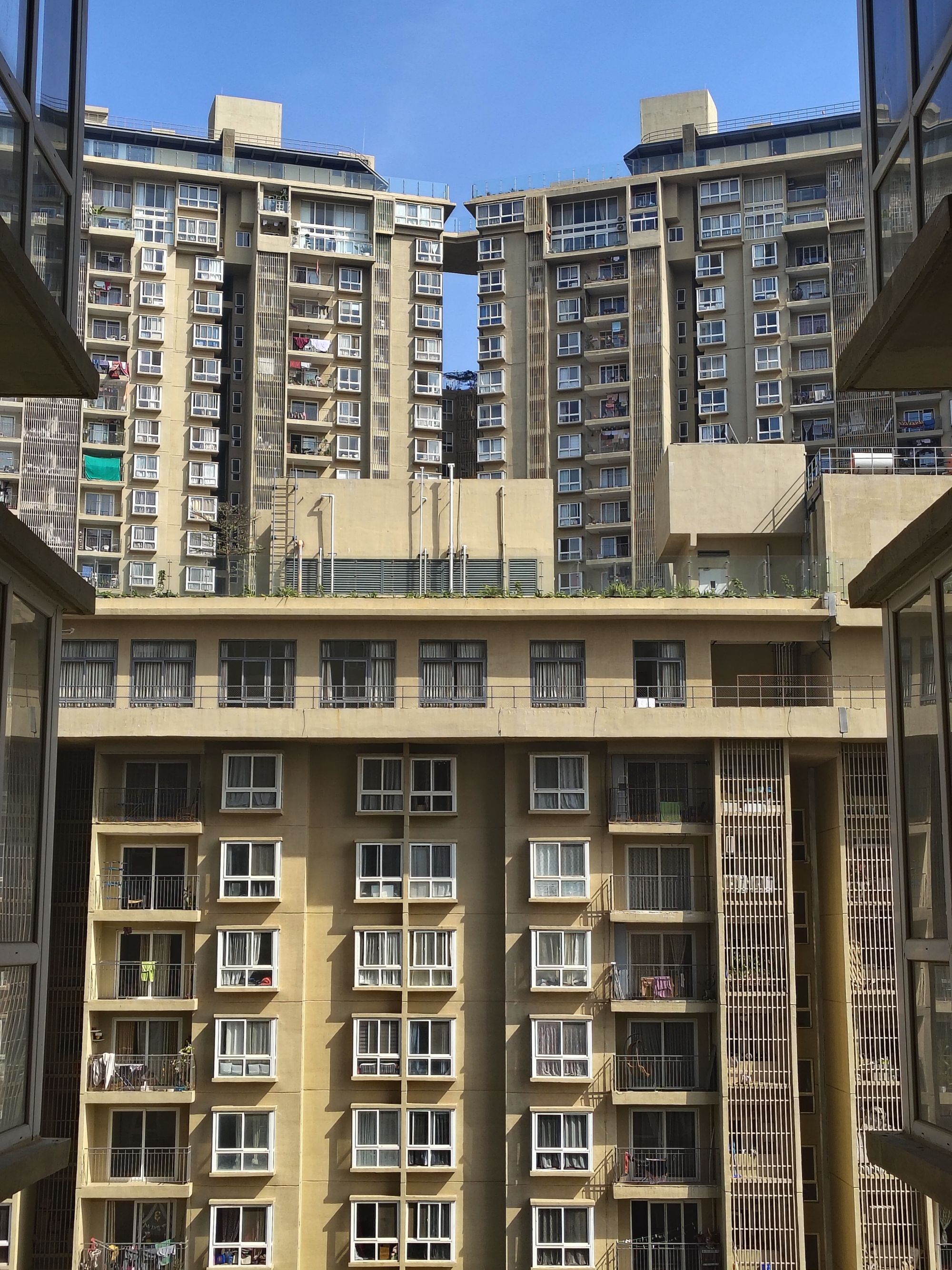 Illustrative property scene for the United Arab Emirates market